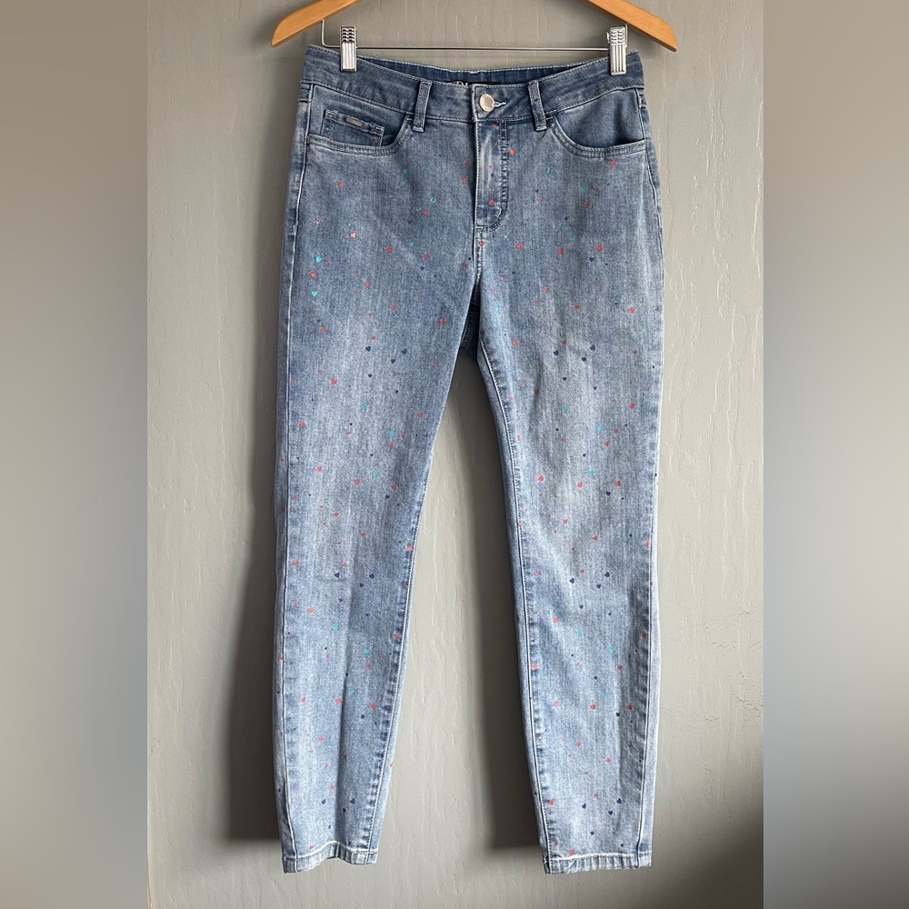 FDJ Women's Olivia Slim Ankle Jeans with Multicolor Paint Heart Dot Size 6